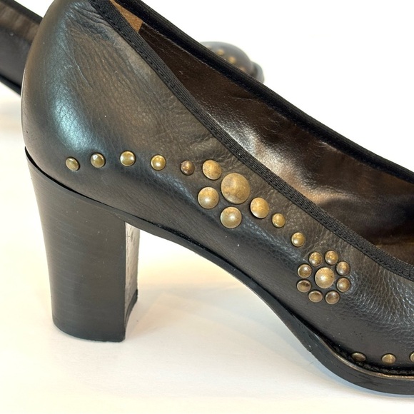 Accessoire Diffusion Paris Black Leather Block Heel Studded Pumps EU 37.5 US 7 - Picture 8 of 13